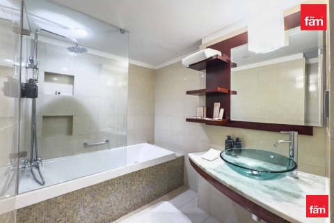 Appartement te huur in Dubai, VAE 2 slaapkamers, 162 vr.m., nr 679926 - foto 9