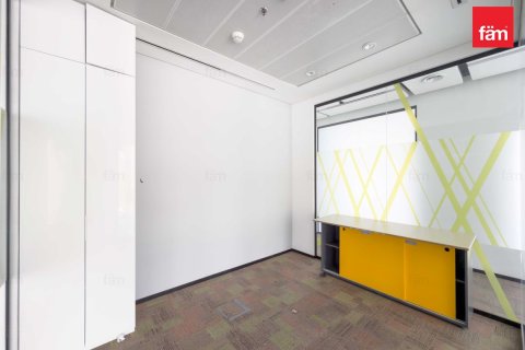 مكتب للإيجار في الخليج التجاري، دبي، الإمارات العربية المتحدة 392.9 متر مربع ، رقم 679927 - صورة 26