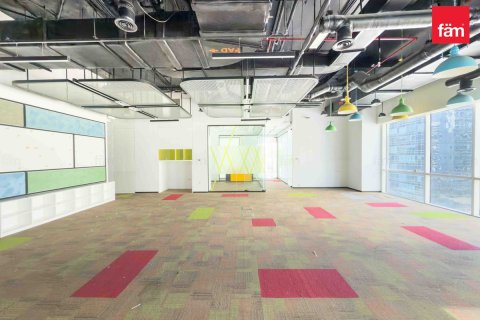 مكتب للإيجار في الخليج التجاري، دبي، الإمارات العربية المتحدة 392.9 متر مربع ، رقم 679927 - صورة 16