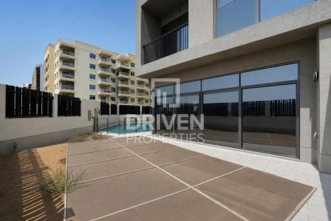 Vila u Dubai Land, Dubai, UAE 5 spavaćih soba, 352.85 m2 Br. 765645 - fotografija 17