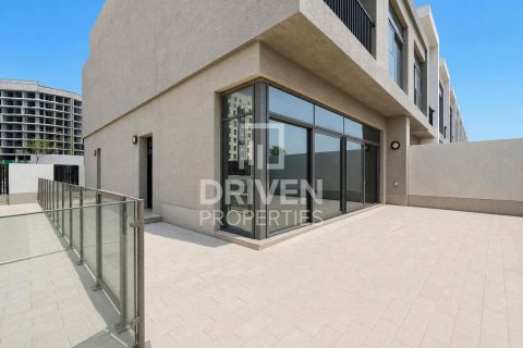 Vila u Dubai Land, Dubai, UAE 5 spavaćih soba, 352.85 m2 Br. 765645 - fotografija 16
