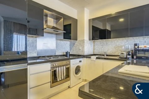 Снять в аренду квартиру в Даунтаун Дубай (Даунтаун Бурдж Дубай), ОАЭ 1 спальня, 82м2, № 698301 - фото 3