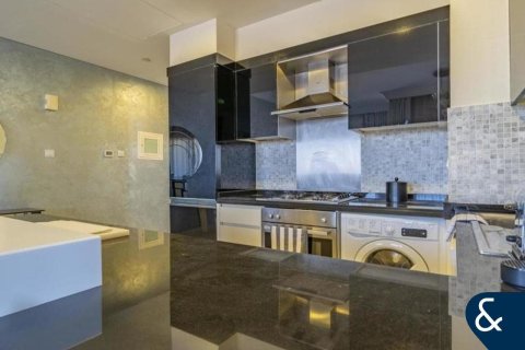 Снять в аренду квартиру в Даунтаун Дубай (Даунтаун Бурдж Дубай), ОАЭ 1 спальня, 82м2, № 698301 - фото 4