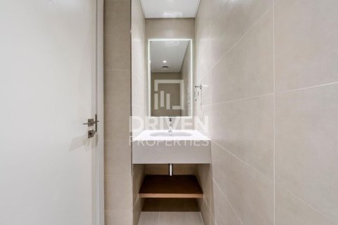 Apartmen di Jumeirah, Dubai, UAE 2 bilik tidur, 116 meter persegi № 683991 - foto 11