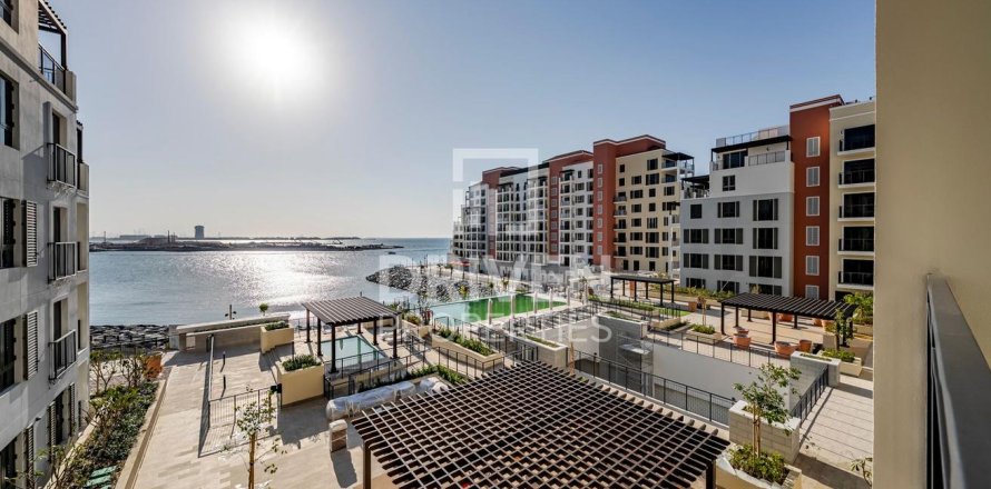 Jumeirah, Dubai, संयुक्त अरब अमीरात में अपार्टमेंट, 1 बेडरूम, 76 वर्ग मीटर, संख्या 683990