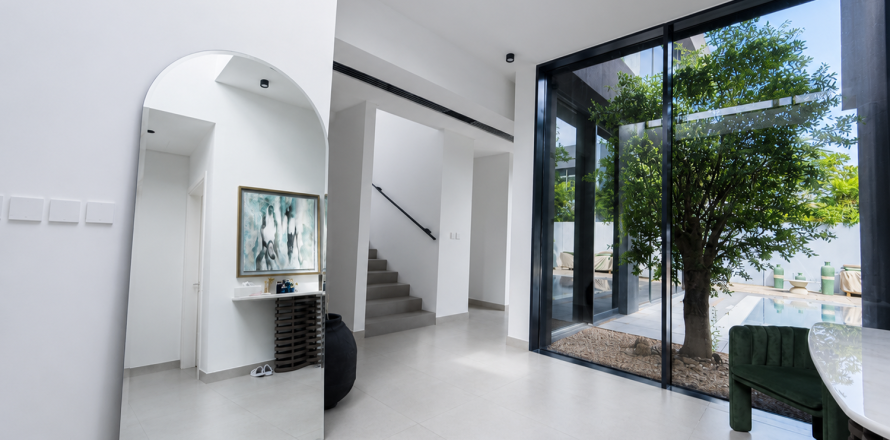 Willa w Tilal City, Sharjah, ZEA 4 sypialnie, 372.17 mkw. nr 750400