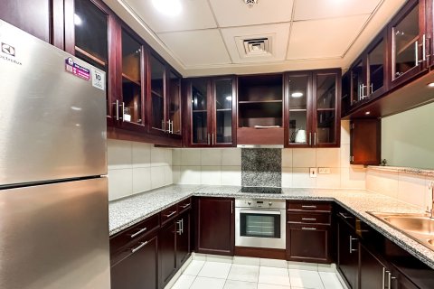 Apartment in The Views, Dubai, UAE 2 bedrooms, 121.8 sq.m. № 750417 - photo 12
