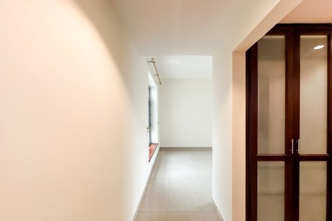 Apartment in The Views, Dubai, UAE 2 bedrooms, 121.8 sq.m. № 750417 - photo 7