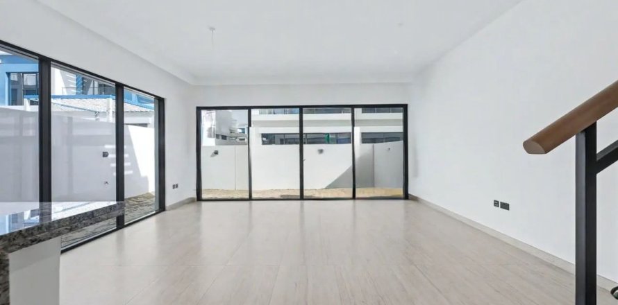 Māja Dubaijā, AAE 5 istabas, 298.8 m2 Nr. 687288