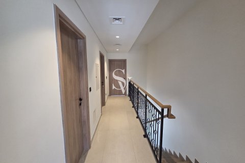 Rijtjeshuis te koop in Damac Lagoons, Dubai, VAE 4 slaapkamers, 144 vr.m., nr 720211 - foto 4