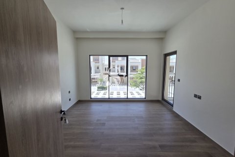 Kuća u nizu u gradu Damac Lagoons, Dubai, UAE 4 spavaće sobe, 144 m2 Br. 720211