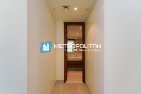 Abu Dhabi, UAE의 임대용 타운하우스 침실 2개, 126.6제곱미터 번호 687769 - 사진 20