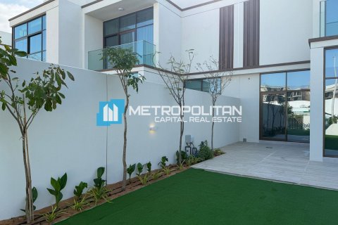 Abu Dhabi, BAE’de kiralık townhouse 2 yatak odası, 126.6 m&sup2; No 687769 - fotoğraf 33