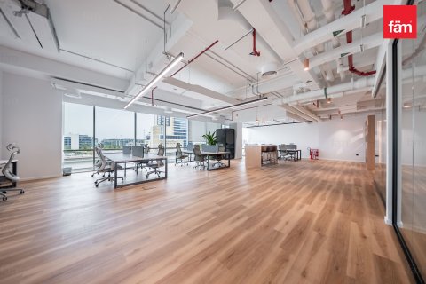 Office in Sheikh Zayed Road, Dubai, UAE 269.9 sq.m. № 707994 - photo 11