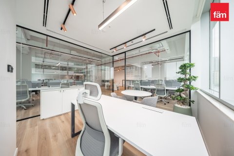 Office in Sheikh Zayed Road, Dubai, UAE 269.9 sq.m. № 707994 - photo 17