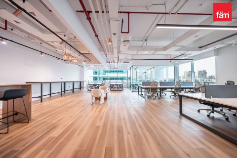 Office in Sheikh Zayed Road, Dubai, UAE 269.9 sq.m. № 707994 - photo 4