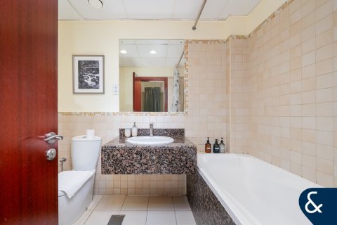 Üürile anda korter asukohaga Jumeirah Beach Residence, Dubai, AÜE: 2 magamistoaga, 115 m² Nr 685235 - pilt 11