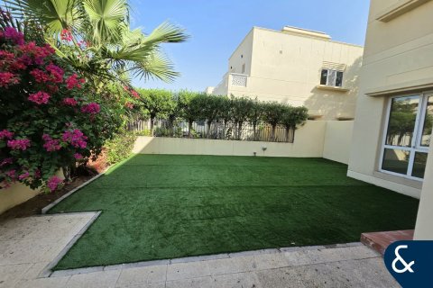 阿联酋 Dubai Meadows 待租 : 4 卧, 540 平方米 , 编号685236 - 照片 16