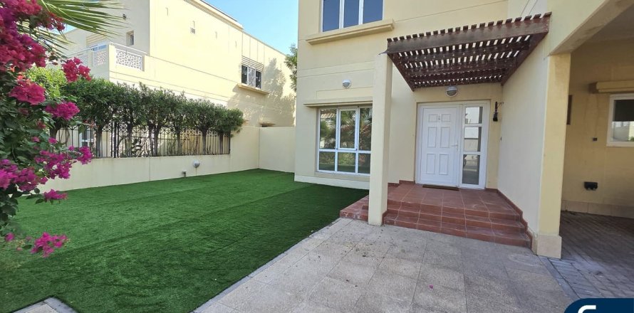 阿联酋 Dubai Meadows 别墅  4 卧, 540 平方米 , 编号 685236