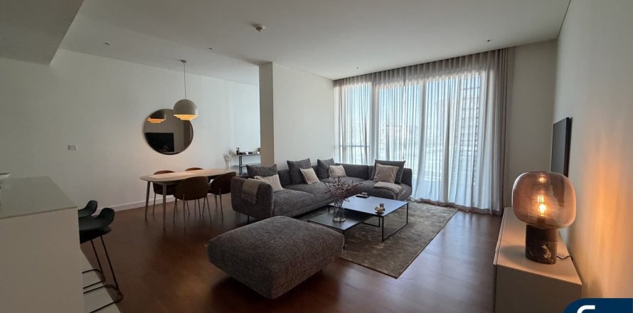 Dubai, UAE의 아파트 침실 2개, 158제곱미터 번호 685234