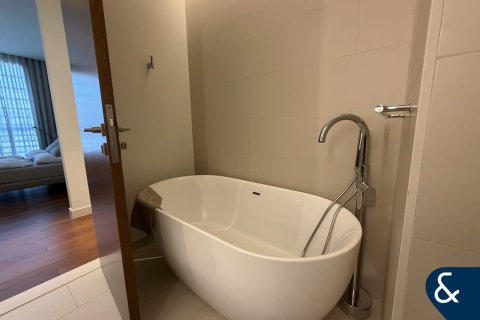 Dubai, UAE의 임대용 아파트 침실 2개, 158제곱미터 번호 685234 - 사진 12