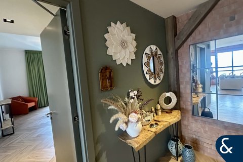 Купить квартиру в Даунтаун Дубай (Даунтаун Бурдж Дубай), ОАЭ 2 спальни, 152м2, № 685327 - фото 18