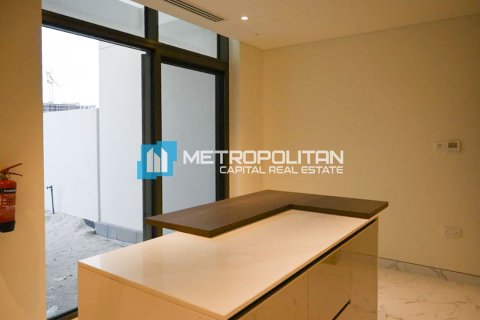 Stadthaus zur Miete in Abu Dhabi, VAE 4 Schlafzimmer, 453.1 m2 Nr. 686529 - Foto 6