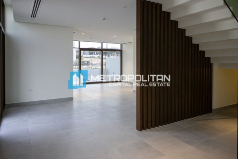 Stadthaus zur Miete in Abu Dhabi, VAE 4 Schlafzimmer, 453.1 m2 Nr. 686529 - Foto 3