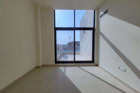 Villa in Al Barsha, Dubai, UAE 4 bedrooms, 553.78 sq.m. № 637594 - photo 15