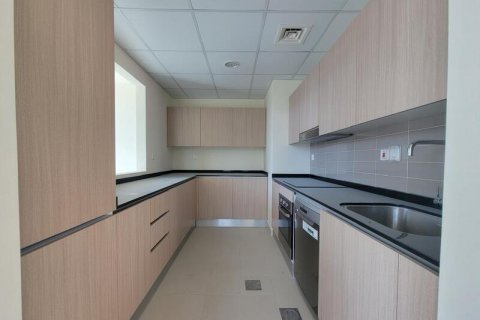 Villa in Al Barsha, Dubai, UAE 4 bedrooms, 553.78 sq.m. № 637594 - photo 5