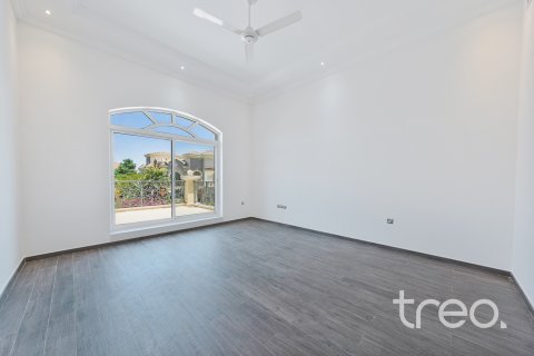 Vilă de închiriat în The Villa, Dubai, EAU 5 dormitoare, 650.32 mp.  №733444 - poză 15