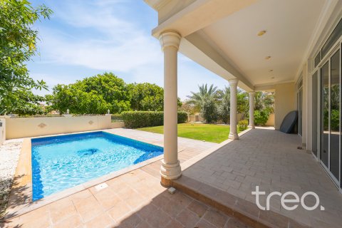 Vilă de închiriat în The Villa, Dubai, EAU 5 dormitoare, 650.32 mp.  №733444 - poză 26