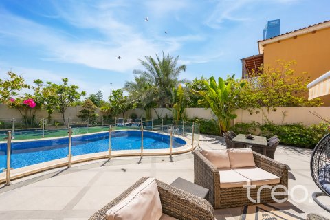 Vila di Jumeirah Park, Dubai, UAE 5 bilik tidur, 757.9 meter persegi № 733443 - foto 28