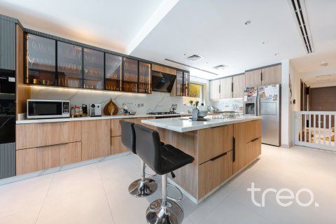 Vila di Jumeirah Park, Dubai, UAE 5 bilik tidur, 757.9 meter persegi № 733443 - foto 5