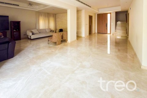 Vila u Meadows, Dubai, UAE 5 spavaćih soba, 543.58 m2 Br. 733447 - fotografija 2