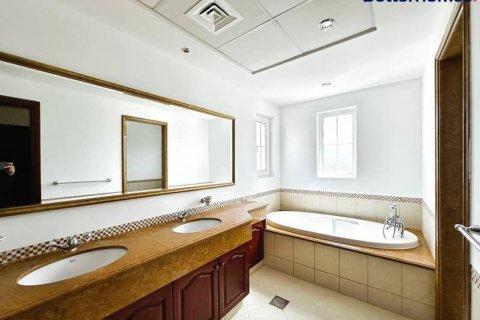 Villa zur Miete in Arabian Ranches, Dubai, VAE 4 Schlafzimmer, 781 m2 Nr. 644456 - Foto 11