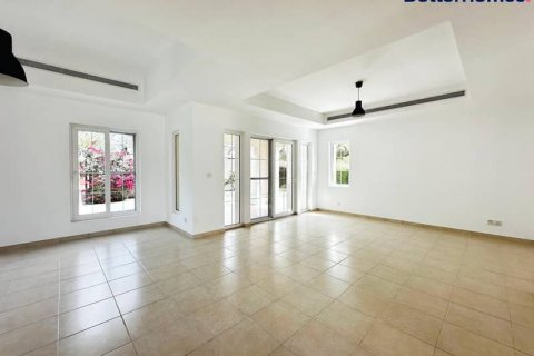 Villa zur Miete in Arabian Ranches, Dubai, VAE 4 Schlafzimmer, 781 m2 Nr. 644456 - Foto 7