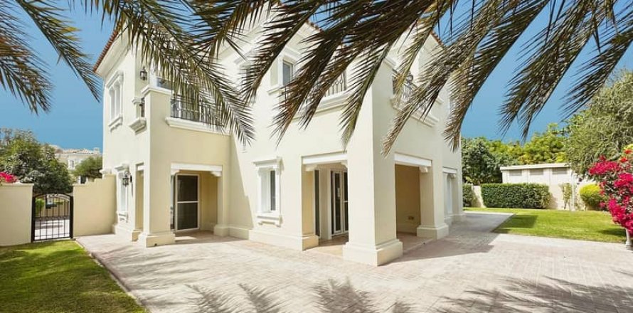Villa in Arabian Ranches, Dubai, VAE: 4 Schlafzimmer, 781 m2 Nr. 644456