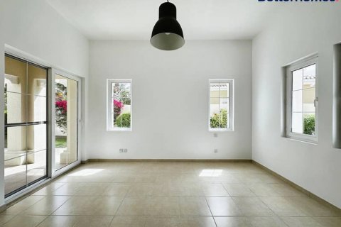 Villa zur Miete in Arabian Ranches, Dubai, VAE 4 Schlafzimmer, 781 m2 Nr. 644456 - Foto 4