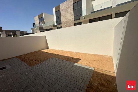 Řadový dům v Dubai, SAE 4 ložnice, 187.1 m² Č.: 711580 - fotografie 14