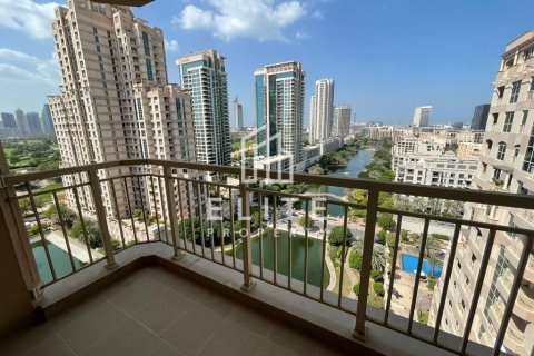 Dzīvoklis The Views, Dubaijā, AAE 2 istabas, 131 m2 Nr. 659421 - attēls 1