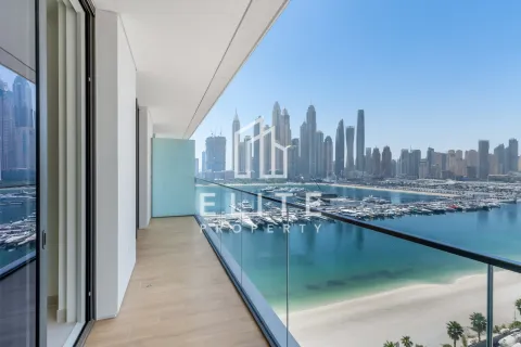 Apartmen di Dubai Harbour, Dubai, UAE 1 bilik tidur, 79 meter persegi № 659424 - foto 1