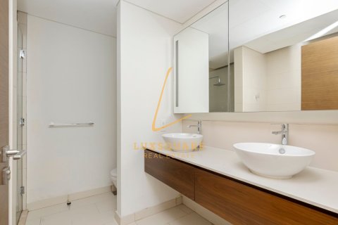 Apartmen di Al Wasl, Dubai, UAE 3 bilik tidur, 226 meter persegi № 711311 - foto 12