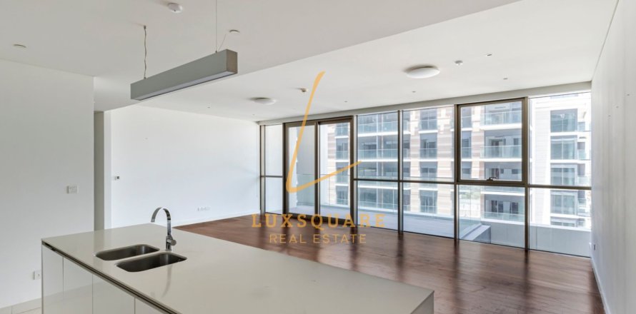 Apartmen di Al Wasl, Dubai, UAE 3 bilik tidur, 226 meter persegi № 711311