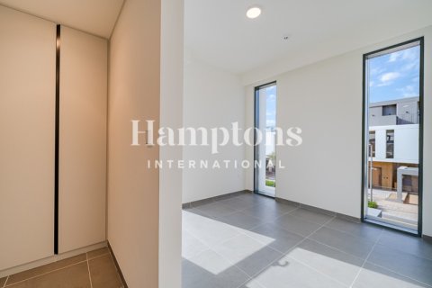 Vila v Arabian Ranches 3, Dubai, SAE 5 spální, 420.01446300 m2 č. 697559 - Fotografia 9