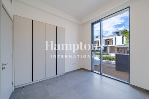 Vila v Arabian Ranches 3, Dubai, SAE 5 spální, 420.01446300 m2 č. 697559 - Fotografia 12