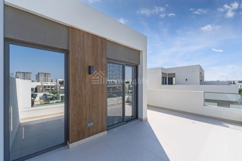 Vila v Tilal Al Ghaf, Dubai, SAE 4 spálne, 317 m2 č. 735957 - Fotografia 3