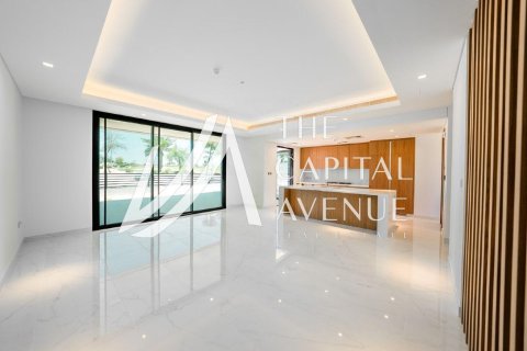 Villa para arrendamento em Yas Island, Abu Dhabi, EAU 4 quartos, 700.67 m2 № 737344 - foto 2
