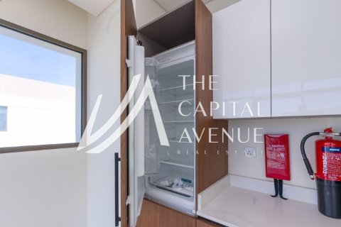 Vilă de închiriat în Abu Dhabi, EAU 4 dormitoare, 336.96 mp.  №737349 - poză 7