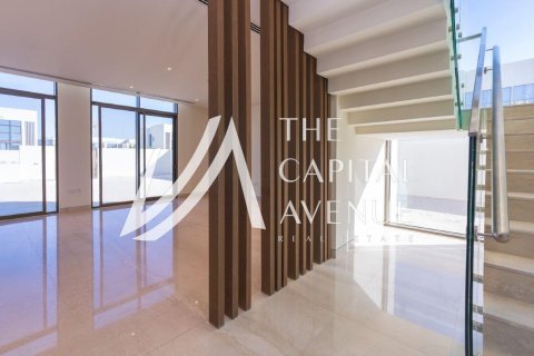 Vilă de închiriat în Abu Dhabi, EAU 4 dormitoare, 336.96 mp.  №737349 - poză 8